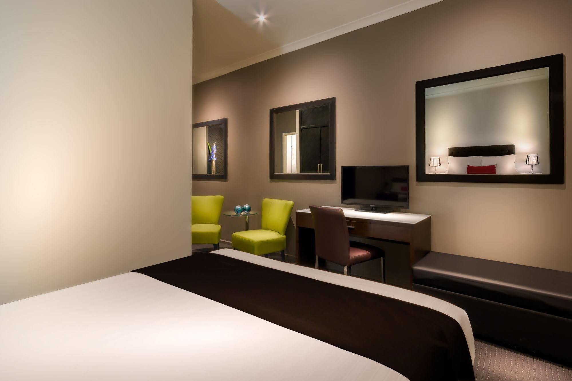 Crest On Barkly Serviced Apartments เมลเบิร์น ภายนอก รูปภาพ