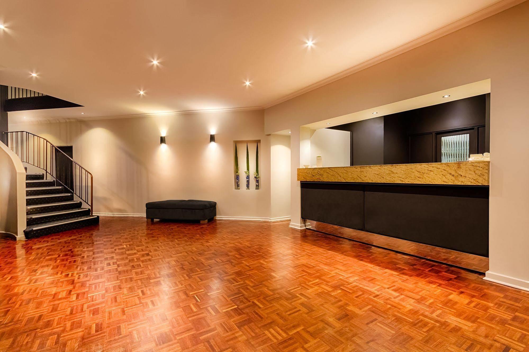 Crest On Barkly Serviced Apartments เมลเบิร์น ภายนอก รูปภาพ